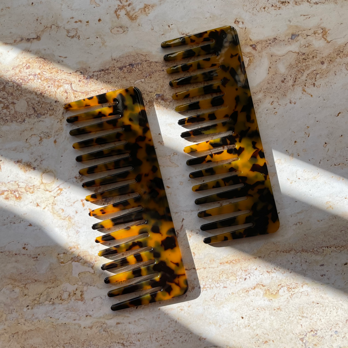 Hallie Luxe Wide Tooth Comb